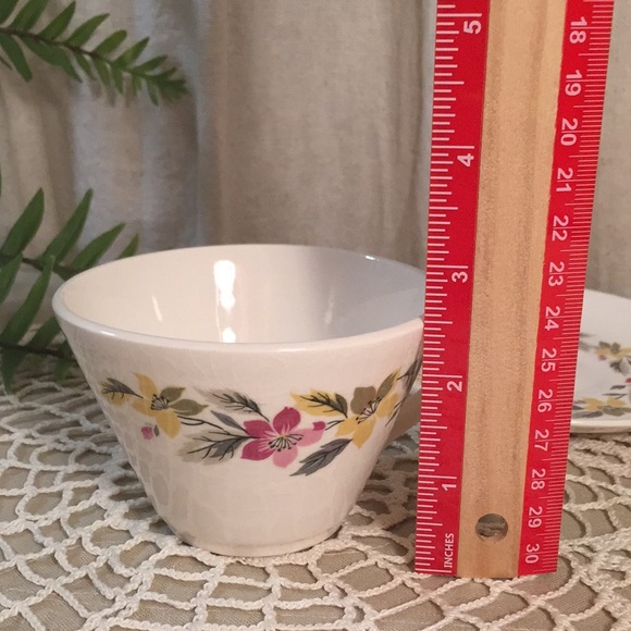 Vintage Floral Teacup And Saucer Set - Picture 13 of 16